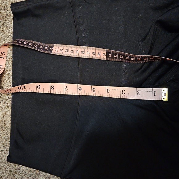 Offline by Aerie Ribbed Shine High Waisted 7/8 Legging in Black Size M - Picture 11 of 11